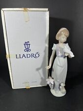Retired Lladro Porcelain Figurine #7611 