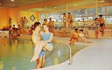 1960 PA Analomink Penn Hills Ledge Enclosed Pool Couples Mint postcard A71 picture