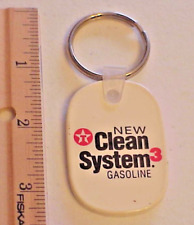 TEXACO NEW CLEAN SYSTEM 3 GASOLINE KEY FOB  VINTAGE VERY GOOD CONDITION picture