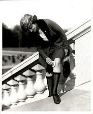 LD291 2nd Gen Restrike Photo 1921 FLAPPER POWDERING KNEE DIMPLES Women Cosmetics picture
