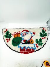 Vtg 1970's Santa Claus Latch Hook Finished Wall hanging or rug, no damage. 33x16 picture