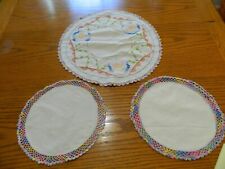 L-22 4 VINTAGE WHITE COTTON DOILIES WITH COLORFUL HAND CROCHETED EDGING picture