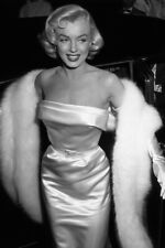 Marilyn Monroe - White Satin and Fur - 4 x 6 Photo Print picture