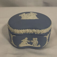 Vintage Wedgwood Jasperware Blue White Cupid Kidney Bean Shaped Covered Box 5