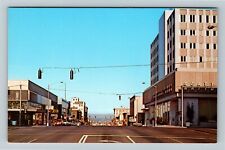 Everett, WA-Washington, Hewitt Ave, Banks, Cafe, Vintage Postcard picture