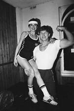 Bodybuilder & Actor Dave Prowse Posed 1982 OLD PHOTO picture