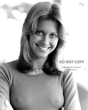 OLIVIA NEWTON-JOHN SINGER AND ACTRESS - 8X10 PUBLICITY PHOTO (MW859) picture