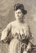 Chicago Pretty Young Woman with Big Hair Cabinet Card Antique Vintage Photo picture
