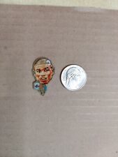 Muggsy Bogues Lapel Pin 1995 NBA Pin Heads Vintage Hat Charlotte Hornets  picture