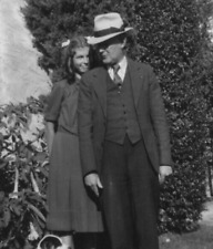 4M Photograph Portrait Girl And Father Old Man Suit Fedora 1940's picture