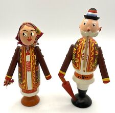 VTG Russian Wooden Couple Figurines, Traditional Costume, 4.25”H picture