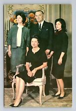 Washington DC-President Lyndon B Johnson And Family, Vintage Postcard picture