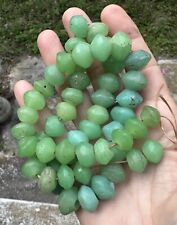 (B) Antique Opaque Mint Green Vaseline Beads picture