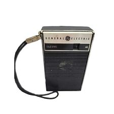 Vintage General Electric GE AM Transistor Handheld Radio ***UNTESTED*** picture