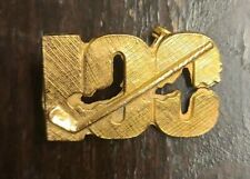 BROKE 100 IN GOLF PIN BACK (GOLD-TONE) BROOCH  picture