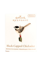 2011 Hallmark Keepsake Ornament Black-Capped Chickadee - NIB - Miniature picture