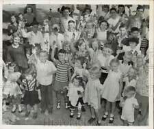 1948 Press Photo Happy polio kids get ice cream - lra60730 picture