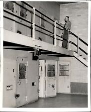 LD315 1953 Orig Photo WASHINGTON REFORMATORY PRISON SOLITARY ISOLATION CHAMBER picture