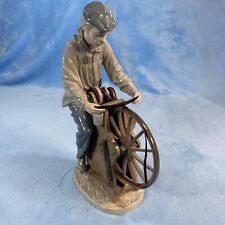 Lladro Porcelain Figurine Sharpening the Cutlery Man w/ Blade, Knife, Wheel 5204 picture
