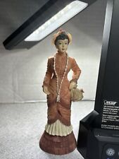 Vintage Victorian Lady Figurines PR picture