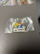 FIFA World Cup 98 France Pin Brand New picture