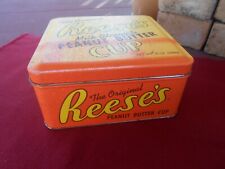 Vintage 1994 Reese's Peanut Butter Cup Metal Tin Container Can Reese’s Hershey picture