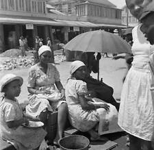 Local Women Gather By The Market In Georgetown 1946 British Guyana OLD PHOTO picture