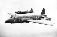 WW2 PICTURE PHOTO UK RAF VICKERS ARMSTRONG WELLINGTON BOMBER 2 6855 picture