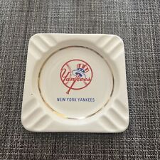 Vintage ASHTRAY NY YANKEES  DISH Lewis Bros EXCELLENT Rare picture