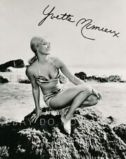 Surfing Beauty YVETTE MIMIEUX SIGNED 1960 Hawaii Where the Boys Are 8X10