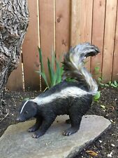 Skunk Figurine Statue 12.5 inches Countryside Animal Home Garden Decoration Resi picture