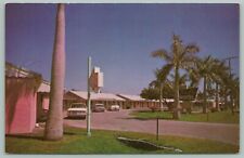 Ft Myers Florida~Palm City Motel~Palms in Yard~Classic Cars Parked~1950s picture