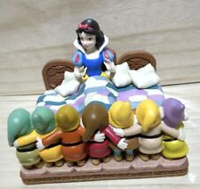 Snow White and The Seven Dwarfs Disney Store Japan Figure 2021 RARE picture