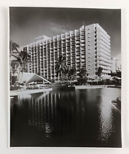 1970s Bal Harbour Florida Americana Hotel Pool Side View Vintage Press Photo picture