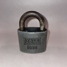 Vintage Yale Junior Yale & Towne Manufacturing Company Padlock picture