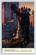 c1939 Postcard New York NY Columbus Circle Parade Floats Macy Color Views picture