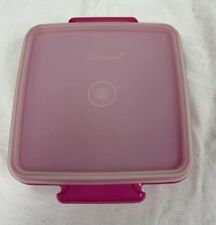 Tupperware Sandwich Square  #1362 Sandwich Keeper Lunch Container Pink picture