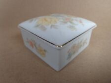 VINTAGE SMALL TRINKET BOX - PORCELAIN - I.W. RICE & CO. - MADE IN JAPAN picture