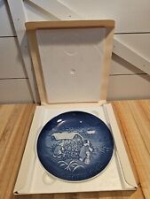 *NIB*  VINTAGE Bing and Grondahl Collector Plate 1982 - The Christmas Tree picture