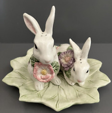 Fitz & Floyd Fauna Flora Bunny Rabbit Salt & Pepper Shaker Set Leaf Tray Floral picture