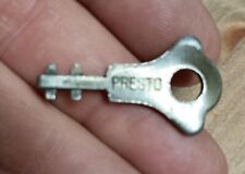  Small Vintage Presto Luggage Keys Trunk Carrying Case Key picture