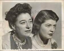 1951 Press Photo Anne Elstner & Vivian Smolen star in radio's 