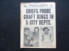 1954 NOVEMBER 6 NY DAILY NEWS-CHIEFS PROBE GRAFT RINGS IN 5 CITY DEPTS - NP 2518 picture