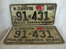 Two Vintage 1962 North Dakota License Plates 91-431 picture
