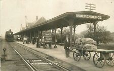 Postcard RPPC C-1910 Independence Iowa Railroad train depot occupation 23-11169 picture