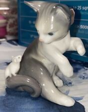 Vintage Cat and Mouse Lladro Porcelain Figurine 3