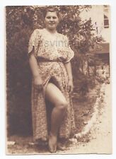 1950 Pretty woman posing Dress Short skirt Nice legs Attractive plump gal photo picture