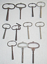 10 ANTIQUE/ VINTAGE FRENCH CLOCK KEYS MIXED SIZES JW41 picture