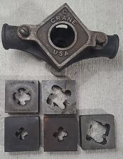 CRANE COMPANY CHICAGO VINTAGE OR ANTIQUE TOOL PIPE CUTTING DIE HEAD C & Dies. picture