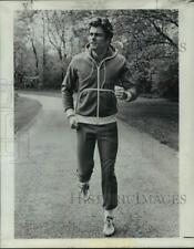 1979 Press Photo A jogger in action - nos18834 picture